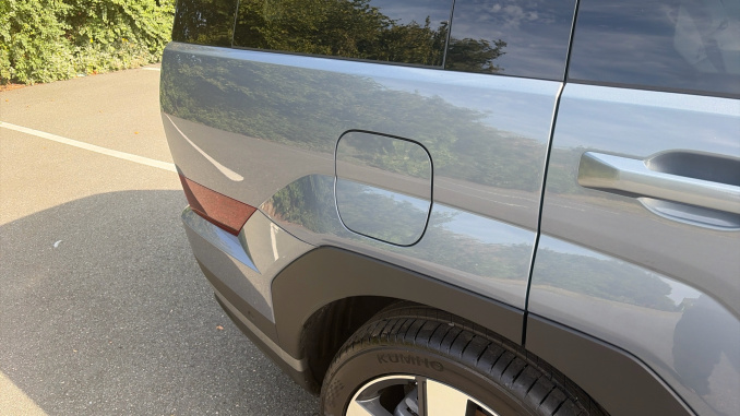Hyundai SANTA FE 1.6 TGDi Plug-in Hybrid Ultimate 5dr 4WD Auto Estate - Image 21